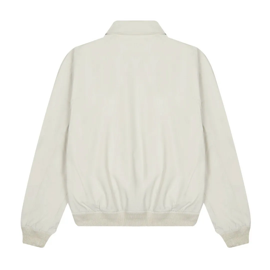 P320 White background picture [Evergreen all year round] Style number: 25025# (on sale all year round) Color: black/light card/gray white Size: S to XL - Ralph Lauren/Ralph Lauren SS25 new double-layer windproof and water-repellent classic old cadre style light casual jacket - double-layer design same color inside and outside S237 high-density micro-water-repellent craft fabric (100% T) ✅ | - Custom-woven double-layer rabbit velvet needle thread, non-market wrong version of mercerized cotton ✅ - Customized two-color webbing strip on the back collar, with zipper side pockets inside ✅ - POLO brand zipper, genuine leather zipper piece, dark and light two-color buttons ✅ - RL25SS new jacket The fabric is made of lightweight polyester fiber, windproof and waterproof, more lightweight, suitable for traveling or daily outdoor sports, simple line design and wide and neat tailoring, unisex style for both men and women Good for commuting, classic and durable